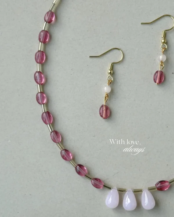 Pink teardrop neckace set
